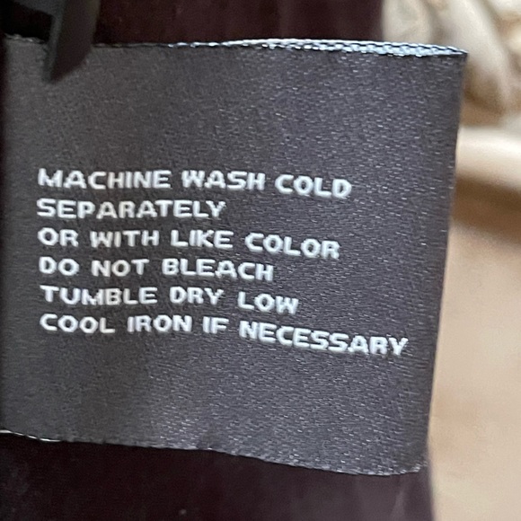 Kenneth Cole Reaction maroon puffer jacket - Picture 8 of 11